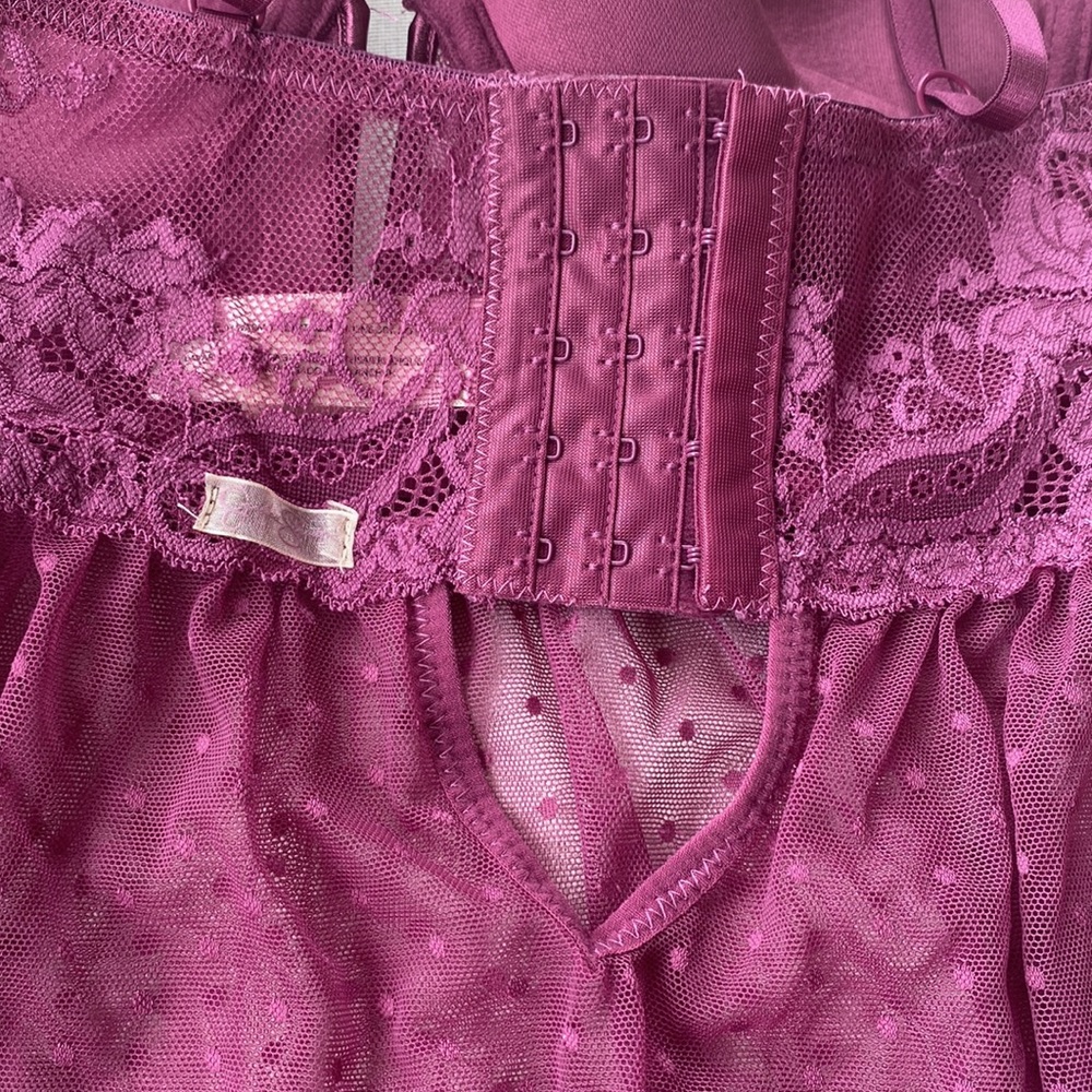 Magenta baby doll and thong - Picture 6 of 7
